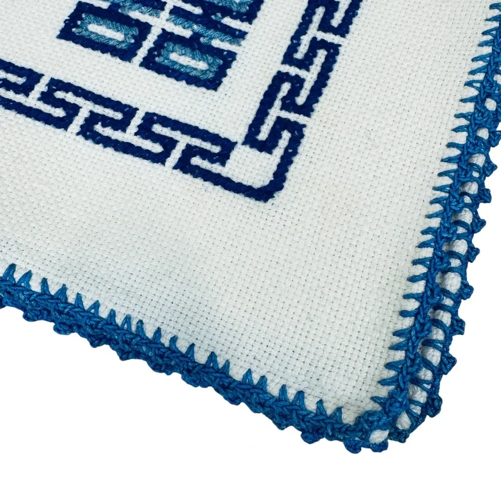 Set of 6 Blue Embroidered Greek Key‎ Linen Napkins Crochet Trim 18